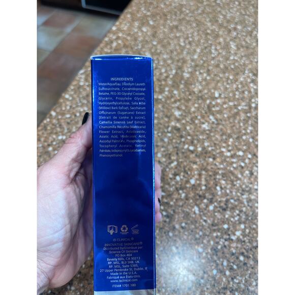 Innovative, skincare clinical cleansing complex - Picture 4 of 8